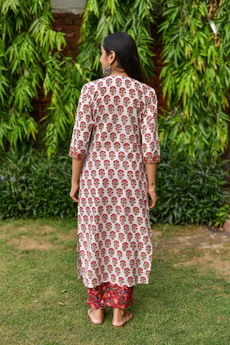 Chic Red Floral Printed Poly Rayon Kurta Set (3-Piece) - Image 4