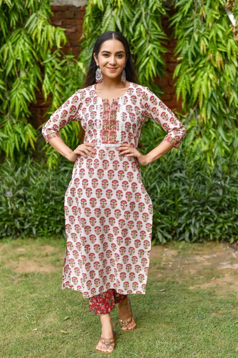 Chic Red Floral Printed Poly Rayon Kurta Set (3-Piece) - Image 3