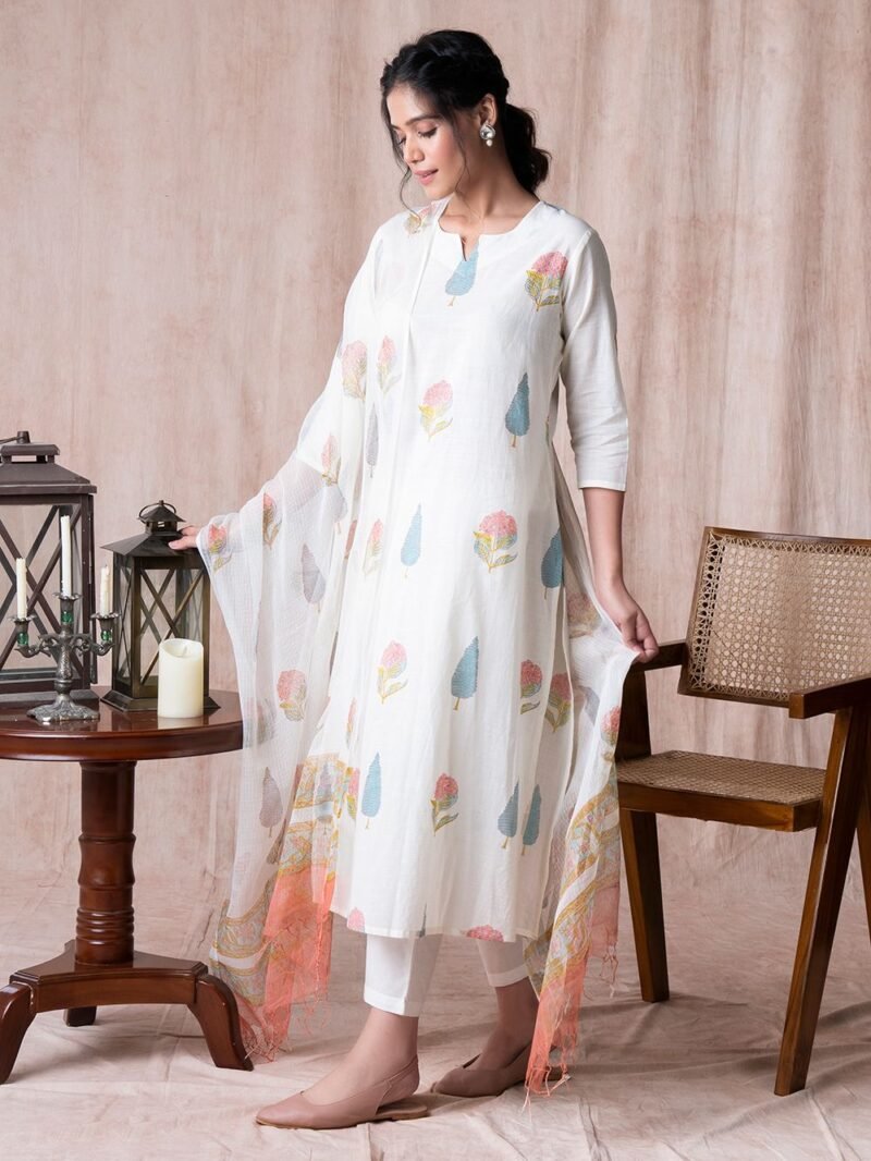 Graceful White Printed Poly Rayon Kurta Set (3-Piece) - Image 2