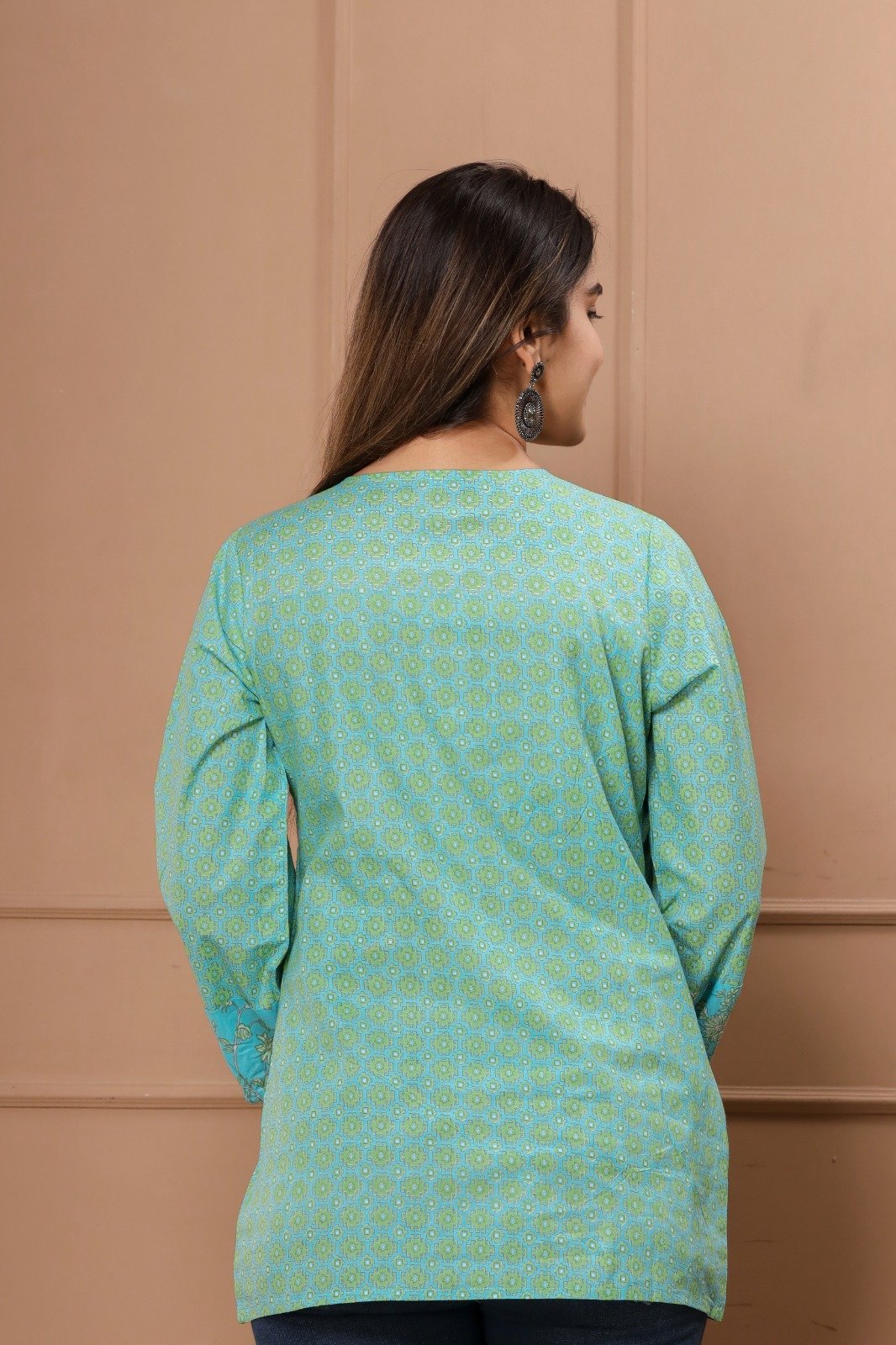 Elegant Sea Green Cotton Kurti - Image 3